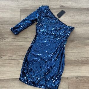 Blaque Label Blue Sequin Off-Shoulder Dress one sleeve mini bodycon dress xsmall